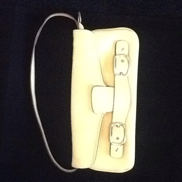 Handbag - Picture 2 of 3